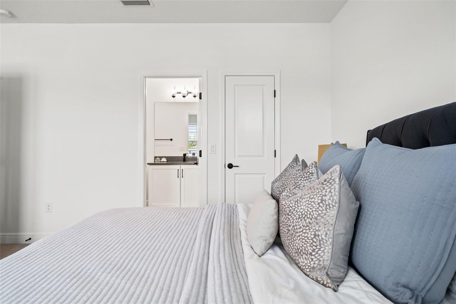 Image 43 of 65 For 16396 Frehley Run