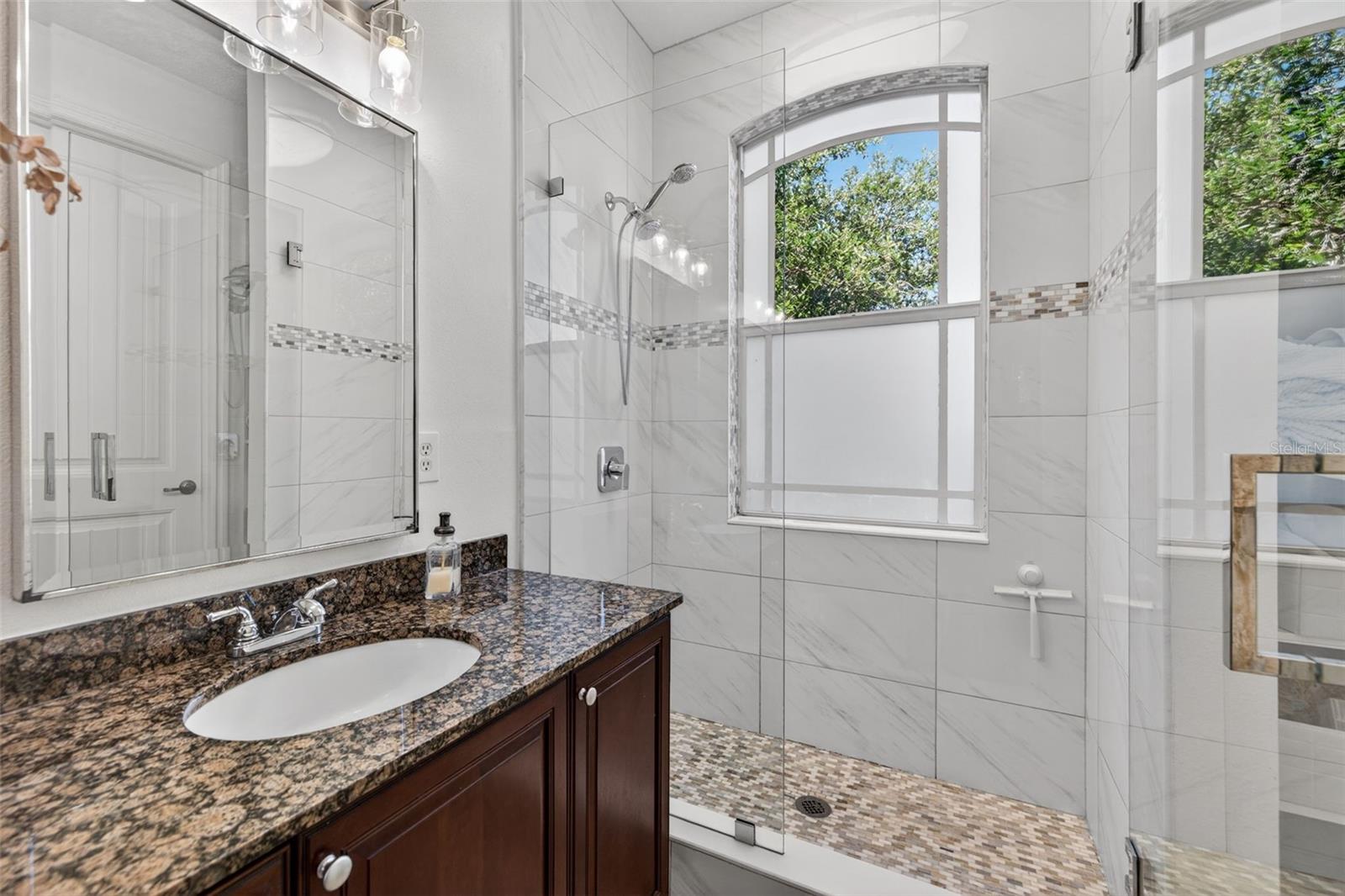 Image 26 of 33 For 204 Rock Garden Place 1