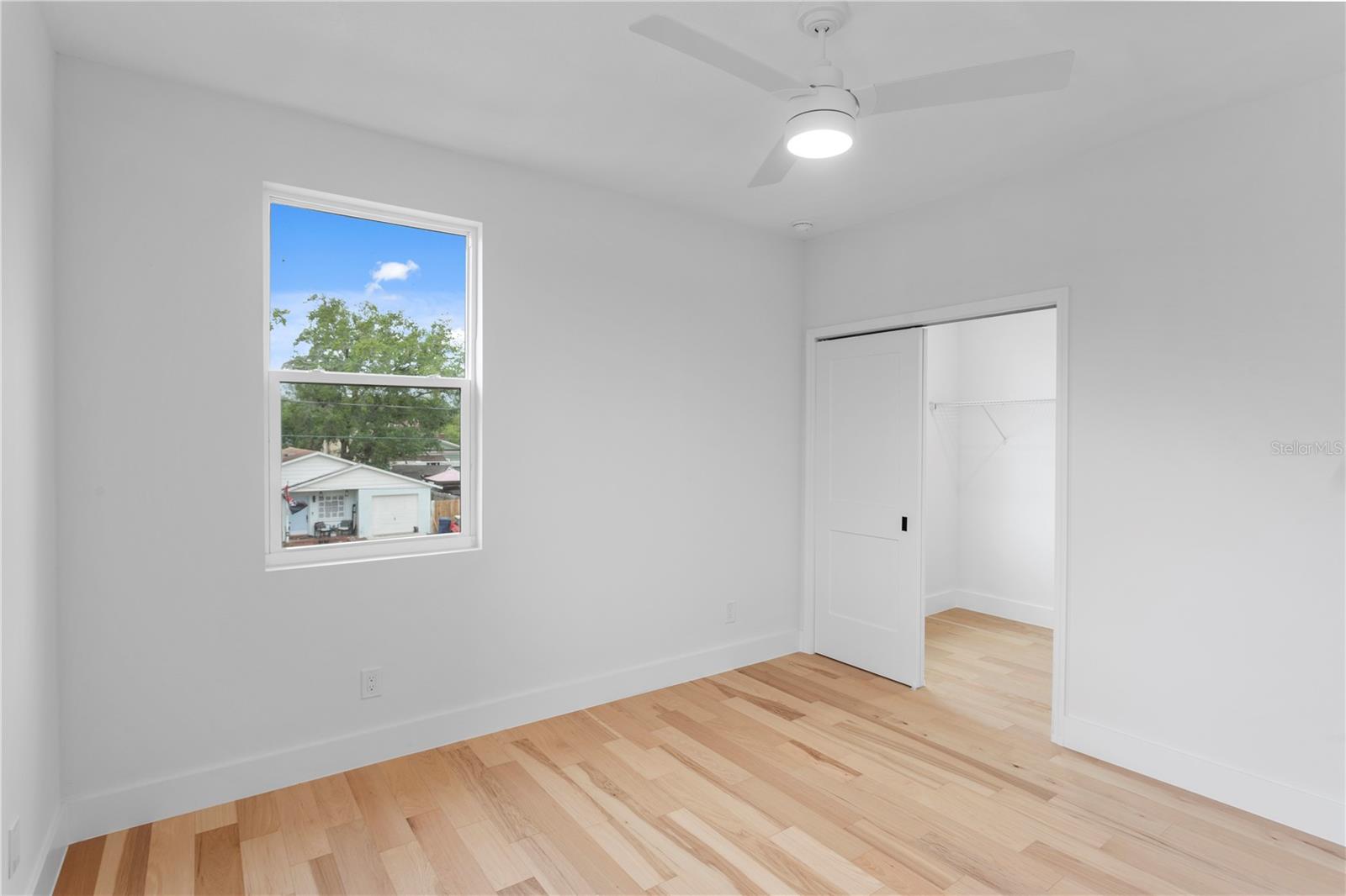 Image 36 of 48 For 6830 De Soto Street