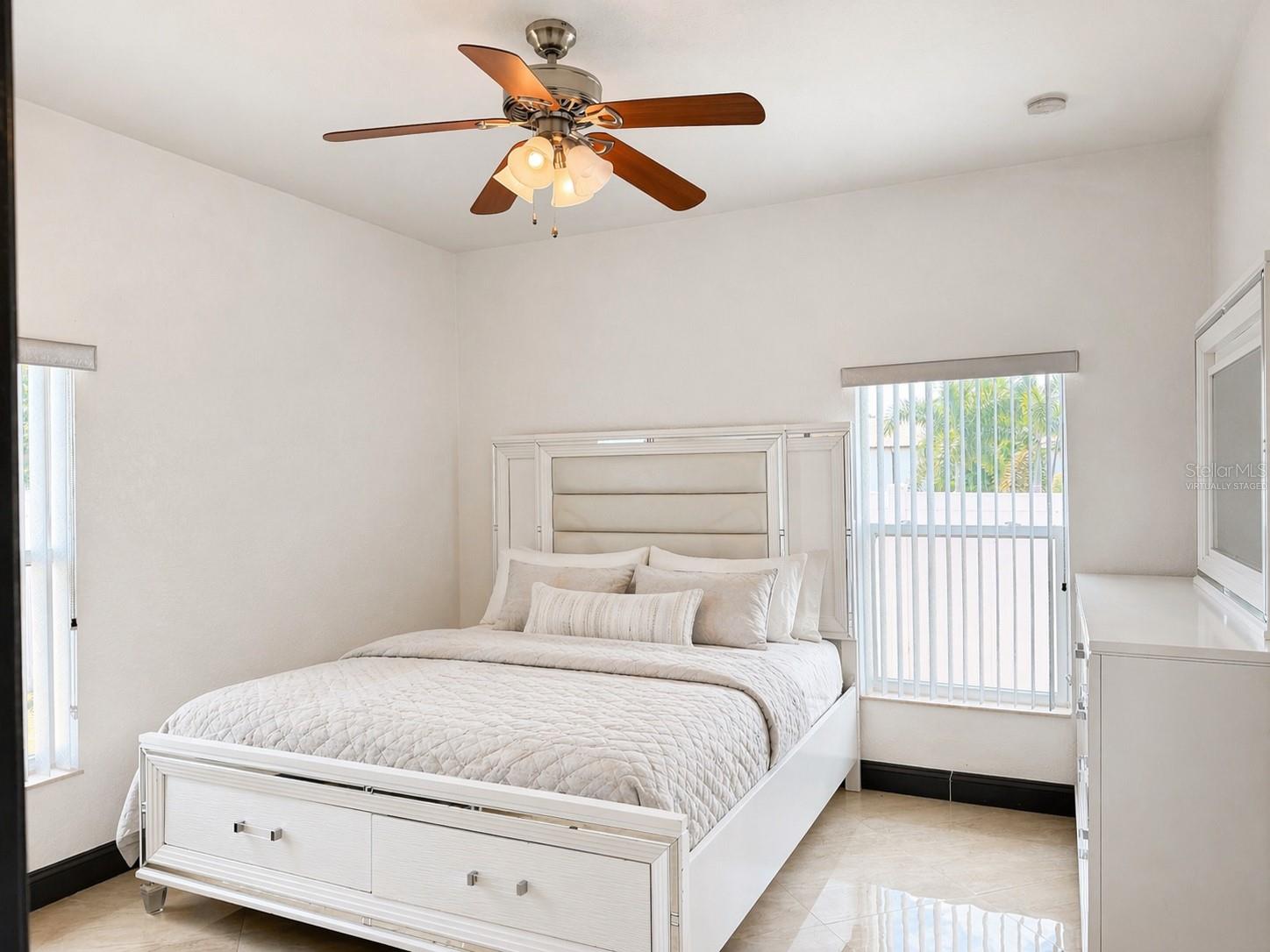 Image 23 of 34 For 5550 64th Avenue N