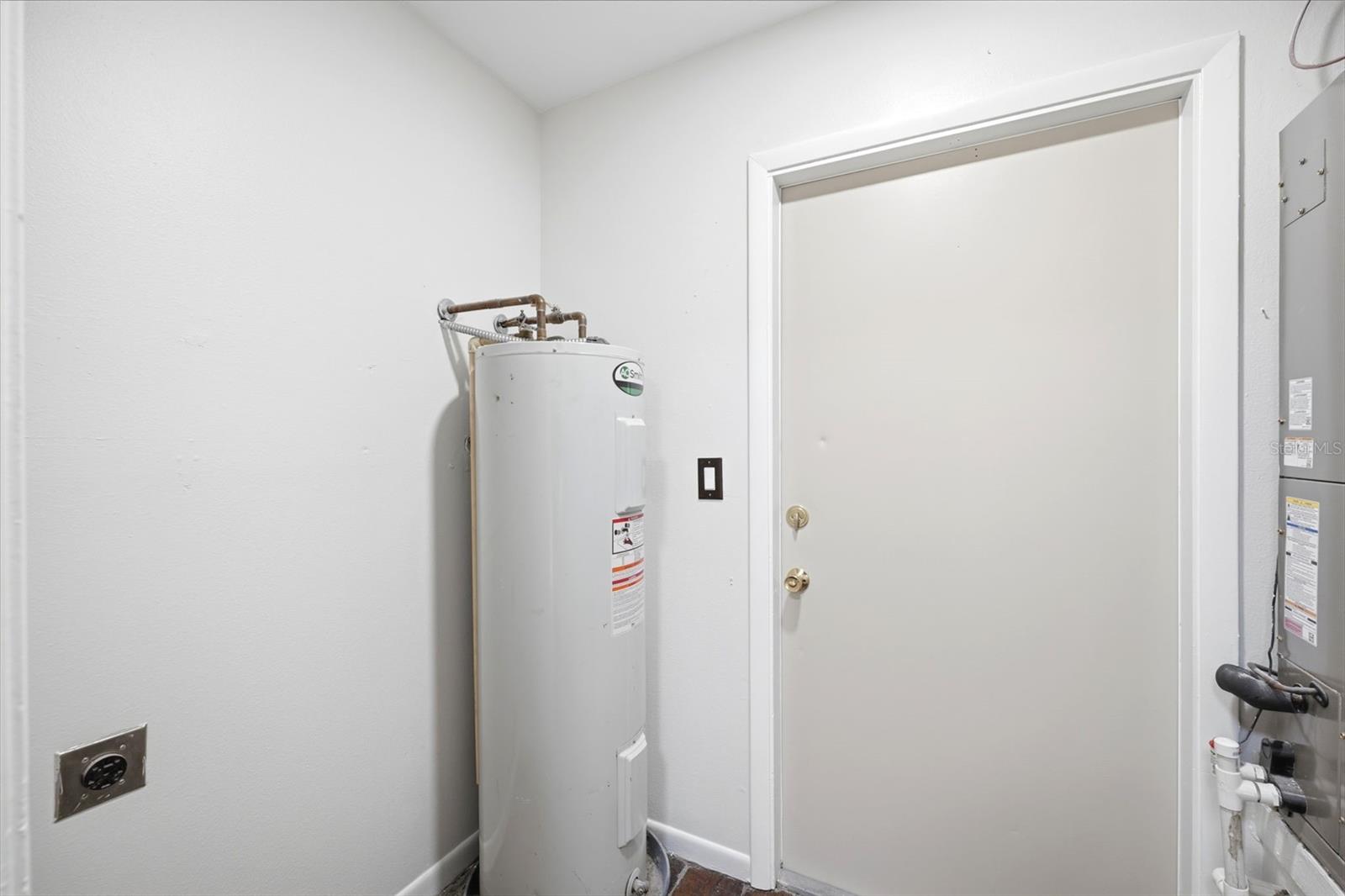 Image 11 of 22 For 2164 Devon Drive