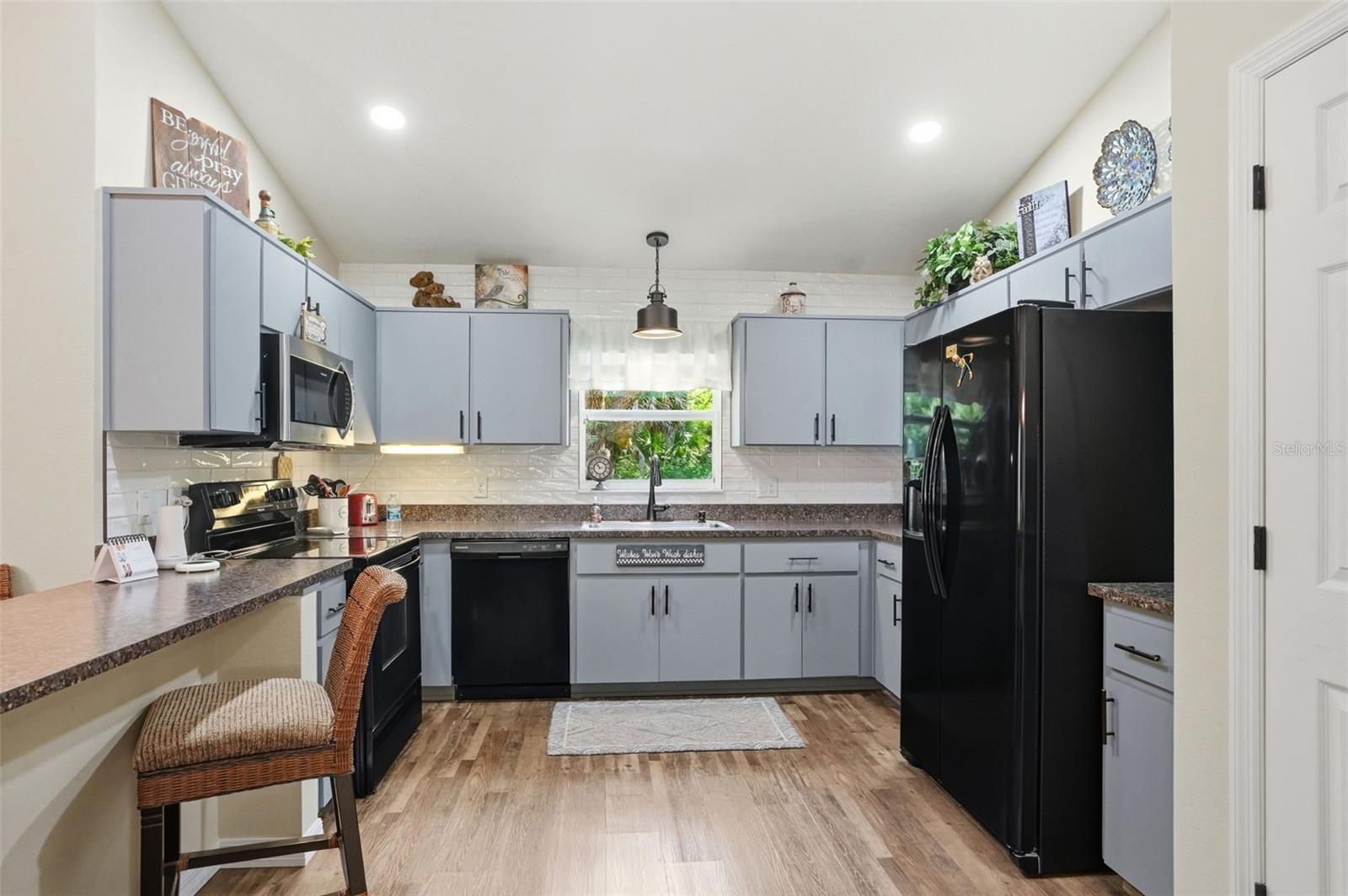 Image 13 of 96 For 14056 Tayco Drive