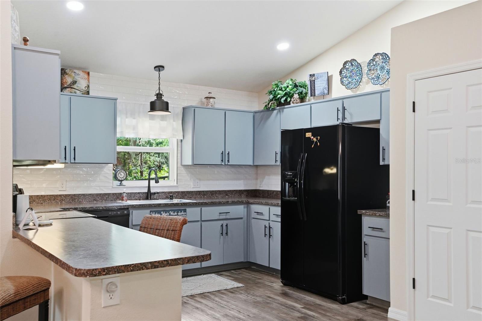 Image 18 of 96 For 14056 Tayco Drive