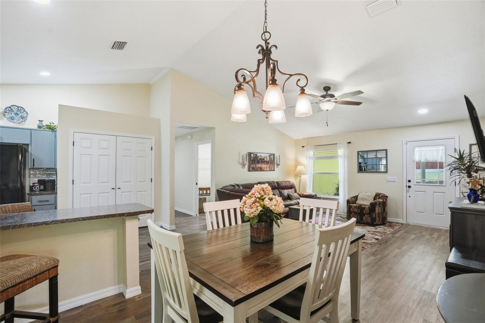 Image 24 of 96 For 14056 Tayco Drive