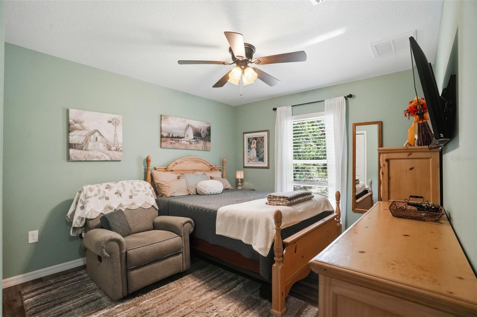 Image 38 of 96 For 14056 Tayco Drive