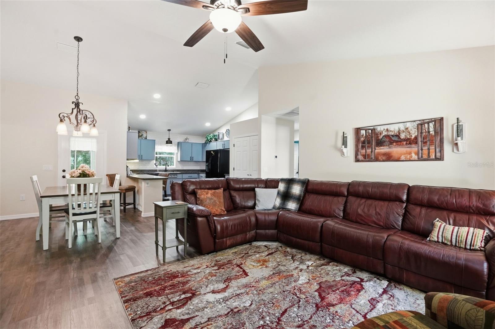 Image 9 of 96 For 14056 Tayco Drive