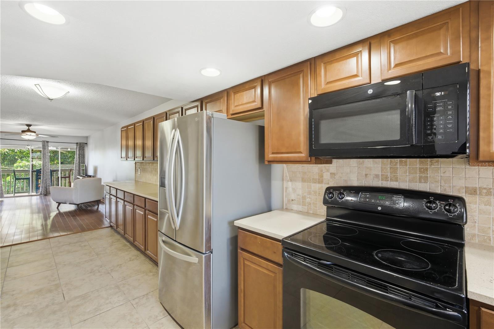 Image 11 of 27 For 1028 Apollo Beach Boulevard 203