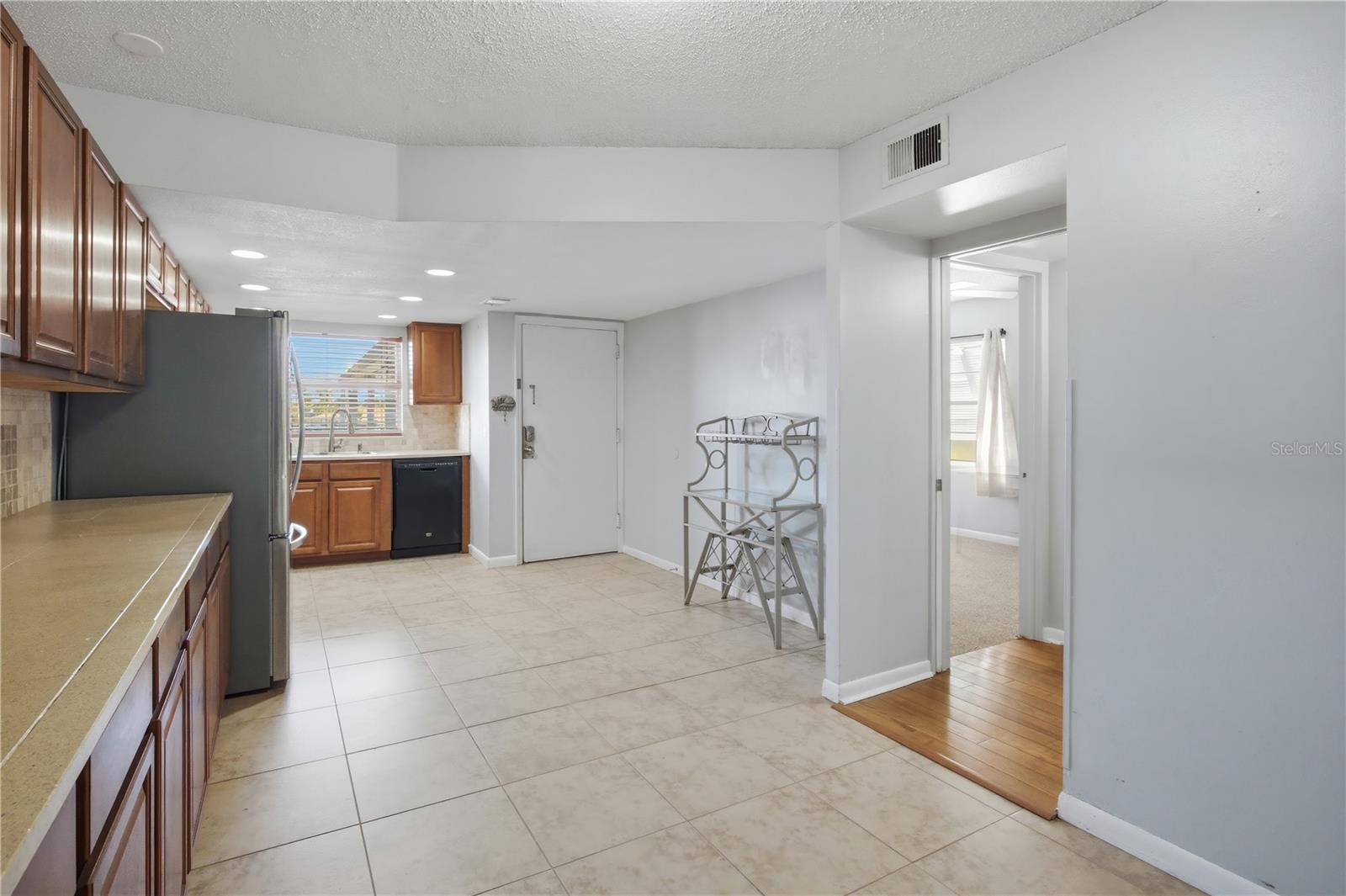 Image 13 of 27 For 1028 Apollo Beach Boulevard 203