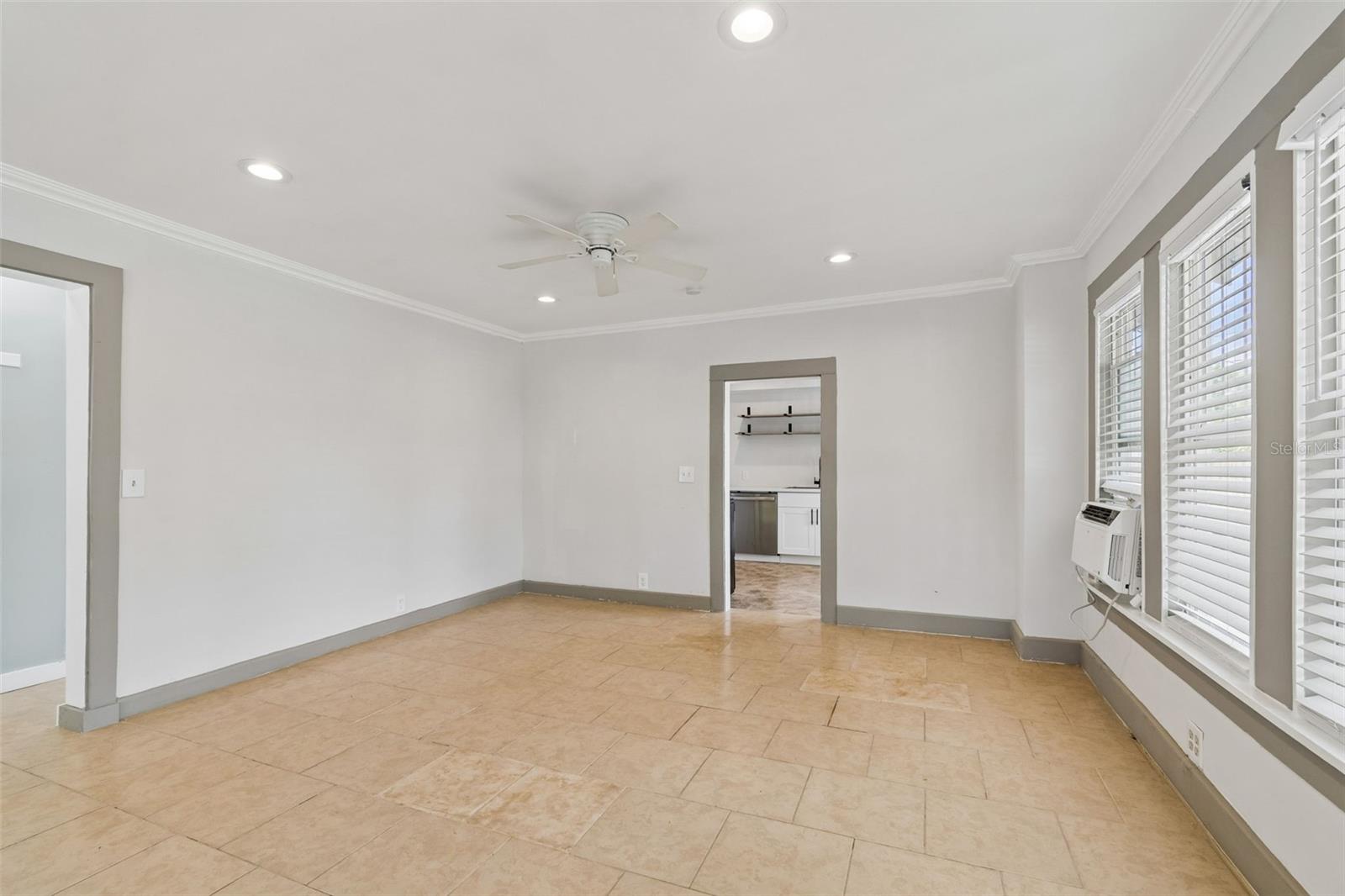 Image 29 of 66 For 4105 18th Avenue S