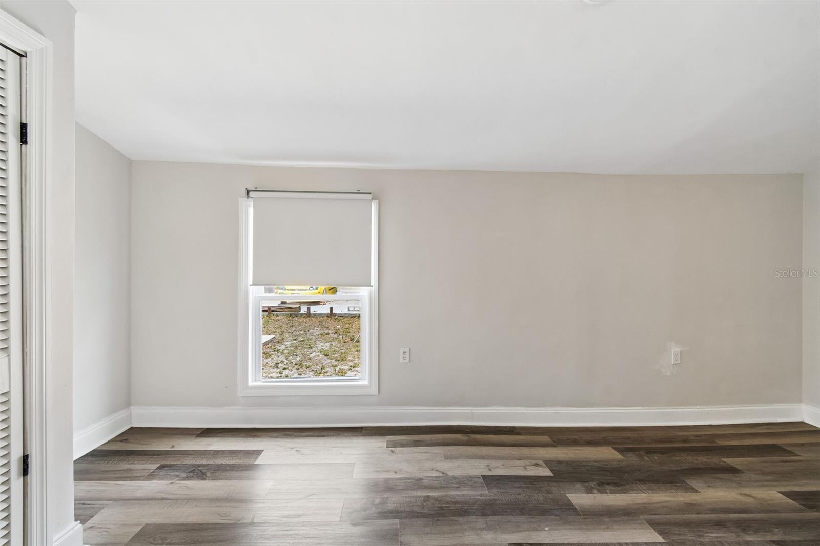 Image 33 of 66 For 4105 18th Avenue S