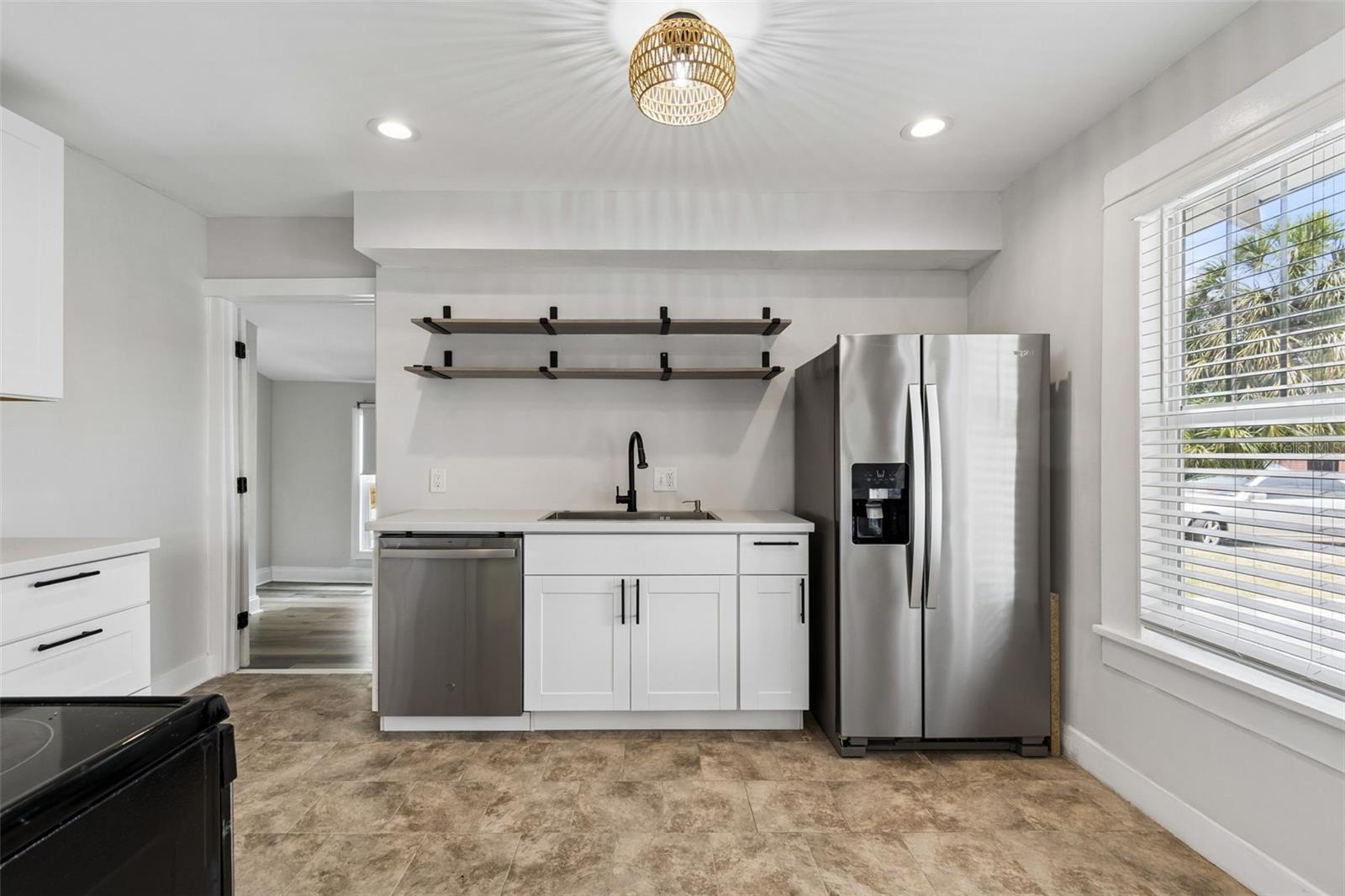 Image 6 of 66 For 4105 18th Avenue S