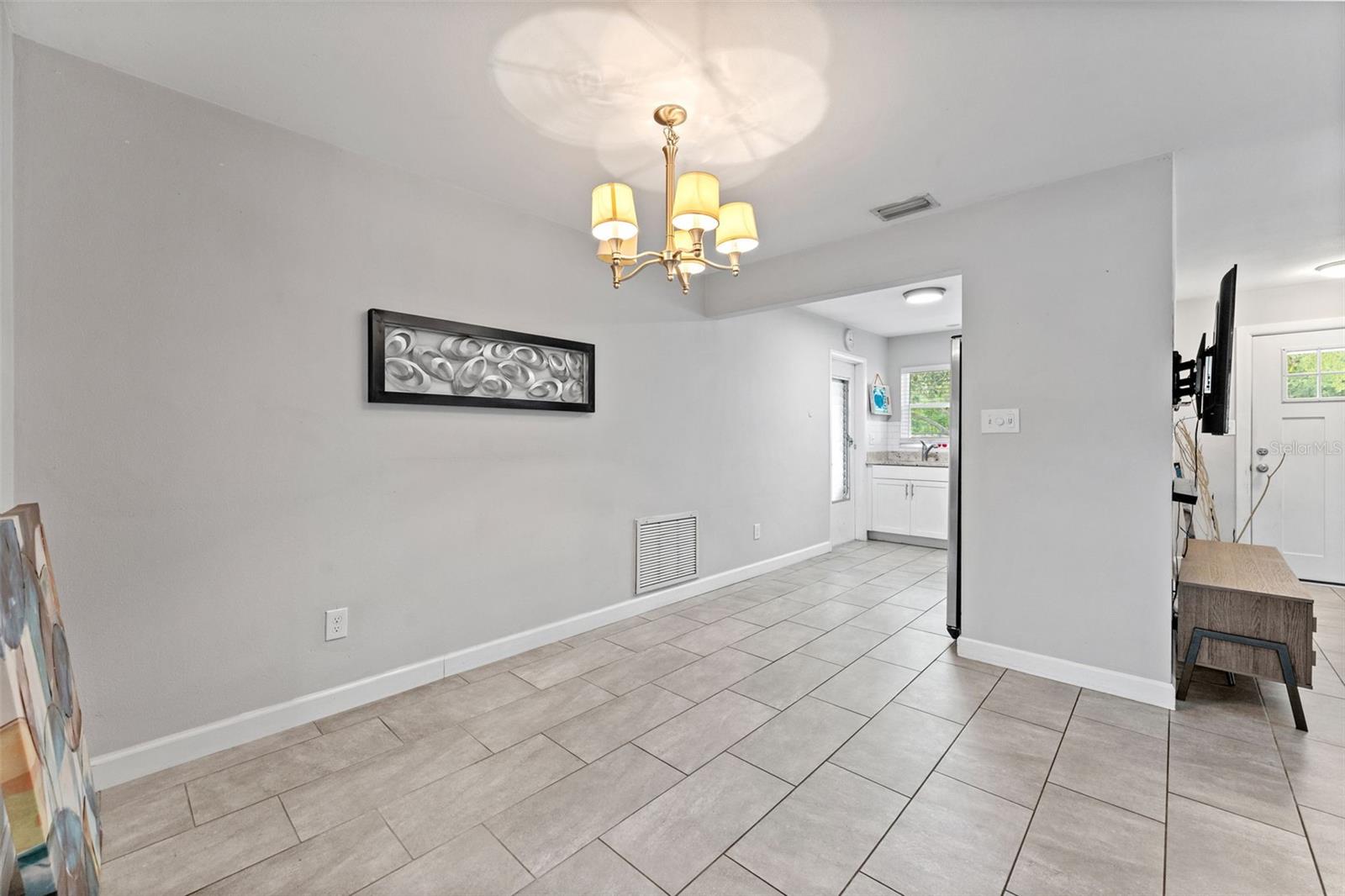 Image 13 of 34 For 1465 Joel Lane