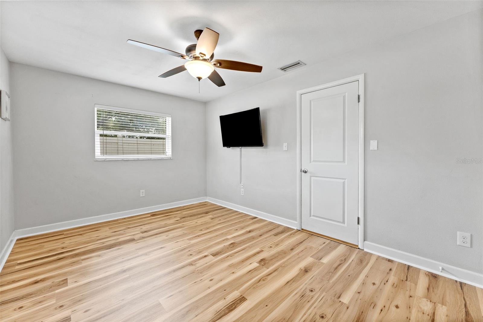 Image 17 of 34 For 1465 Joel Lane