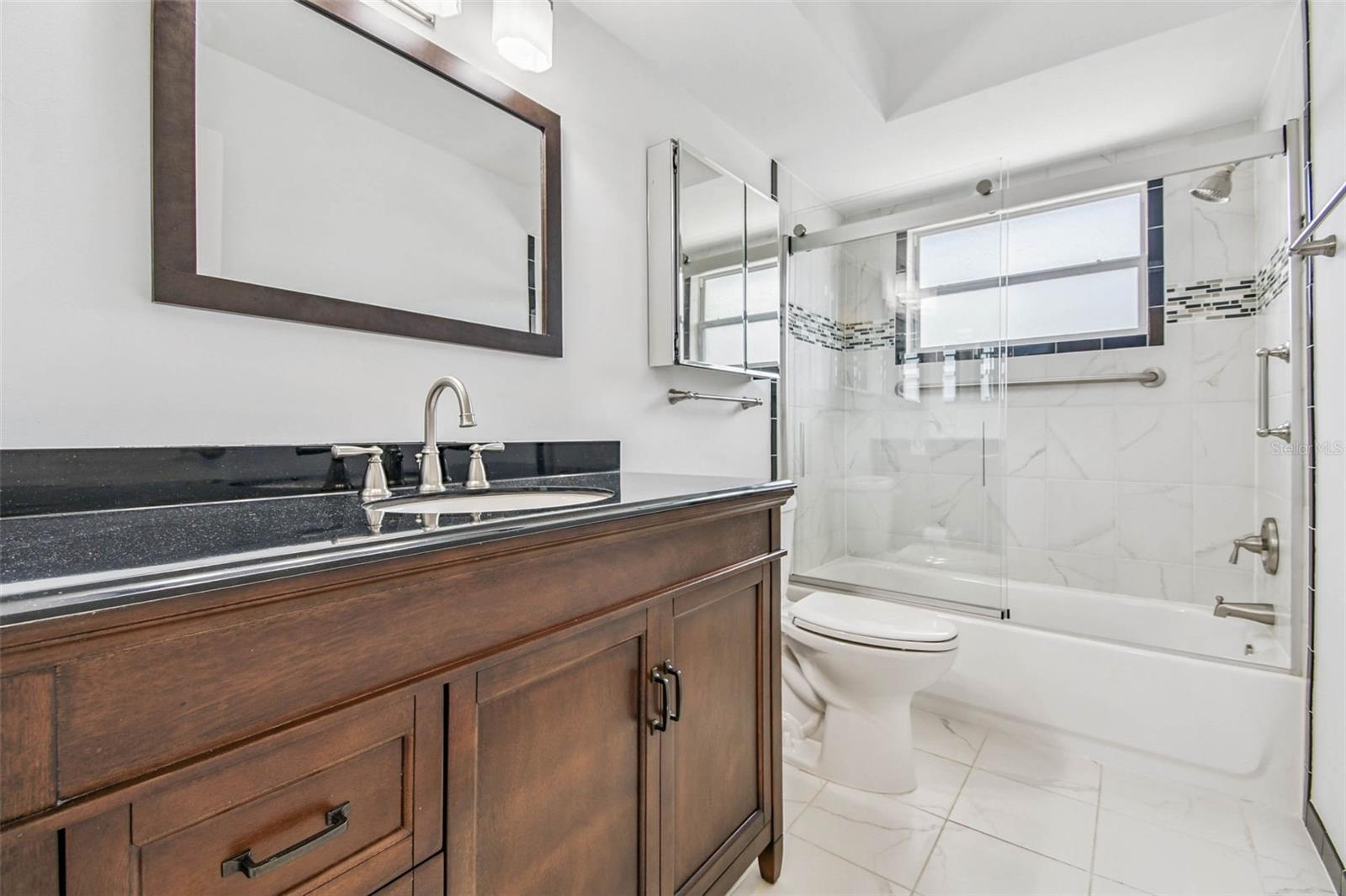 Image 20 of 31 For 10931 Hammock Drive