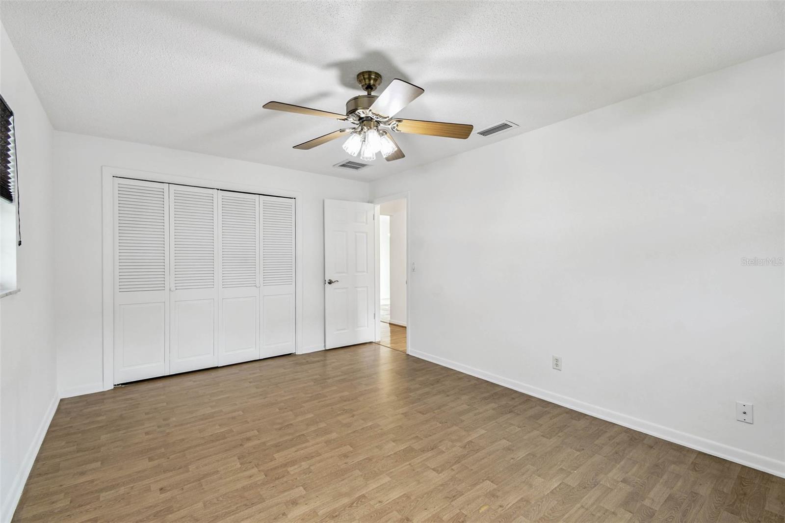 Image 22 of 31 For 10931 Hammock Drive