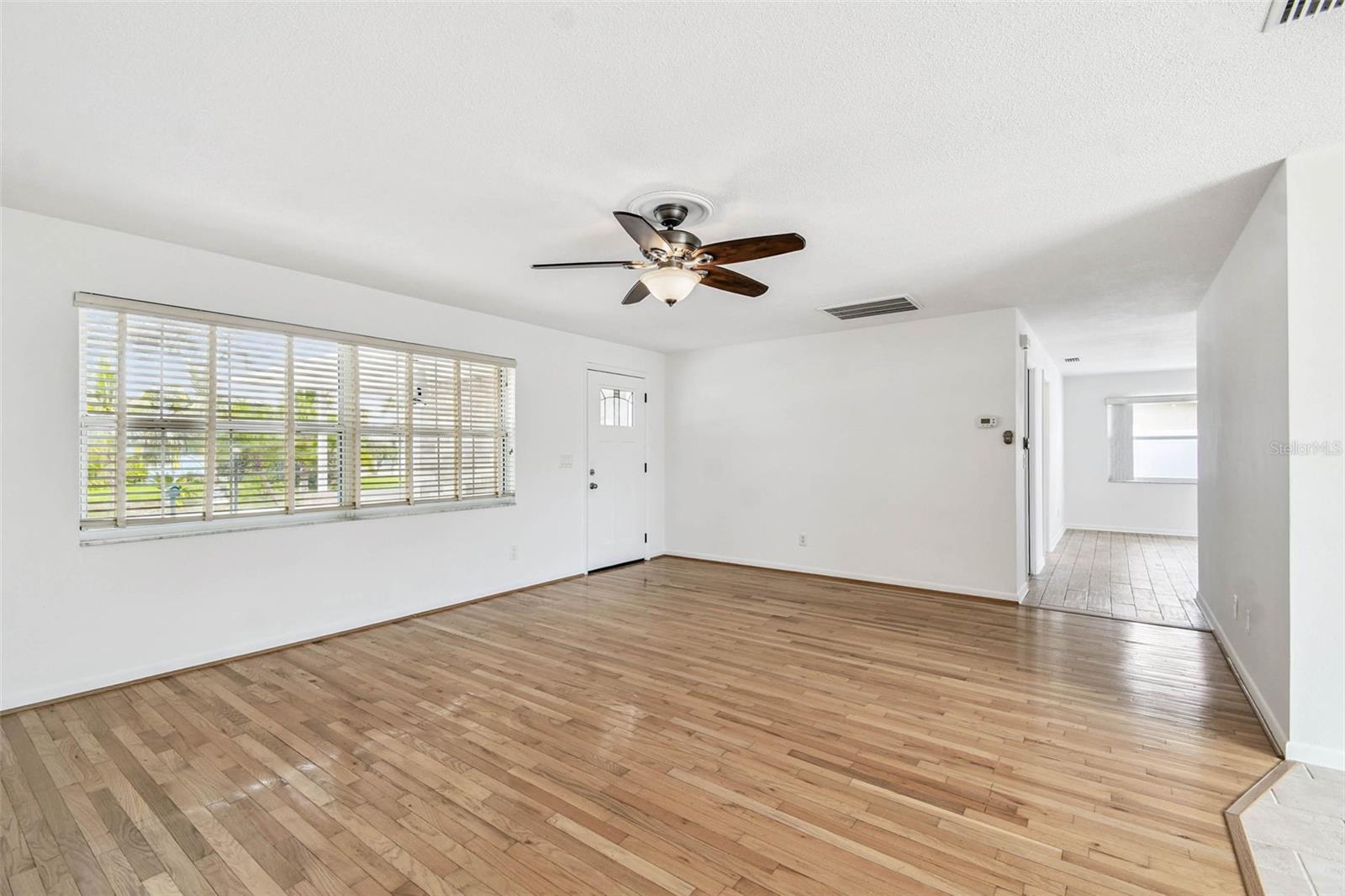 Image 24 of 31 For 10931 Hammock Drive