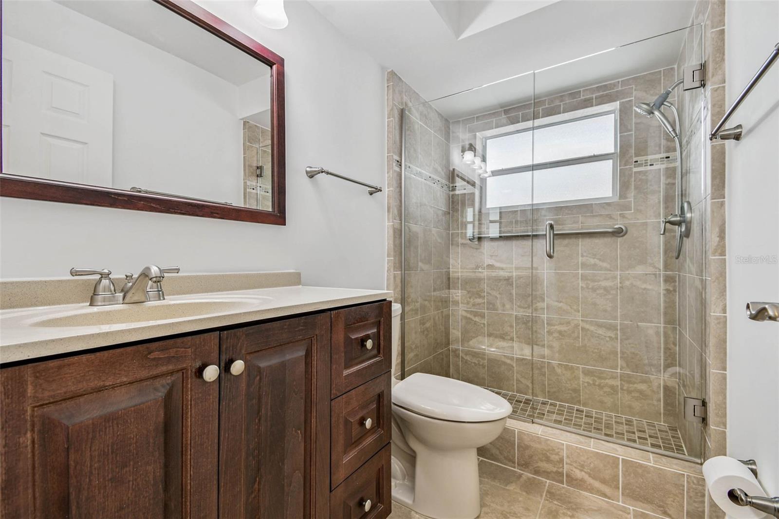 Image 25 of 31 For 10931 Hammock Drive