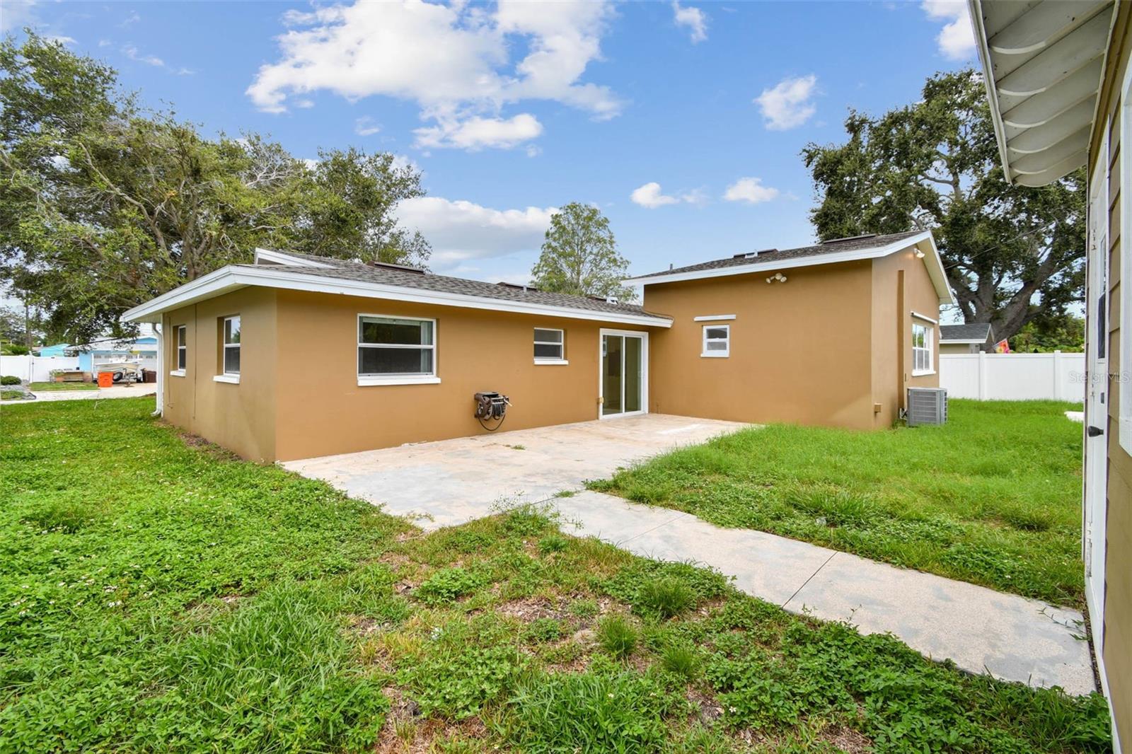 Image 29 of 31 For 10931 Hammock Drive