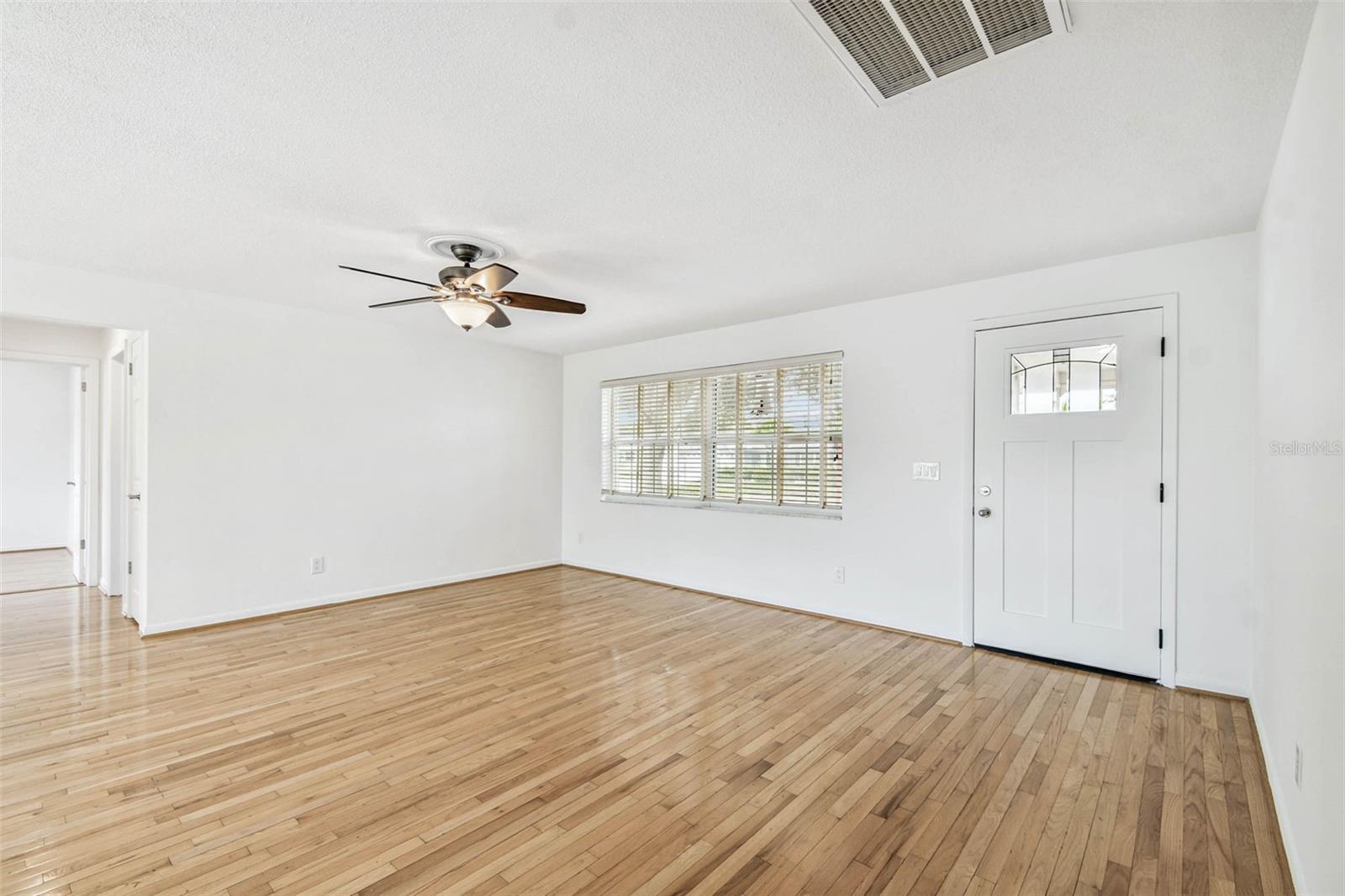 Image 3 of 31 For 10931 Hammock Drive