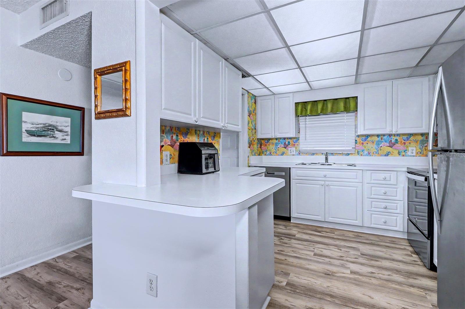 Image 13 of 50 For 1230 Gulf Boulevard 404