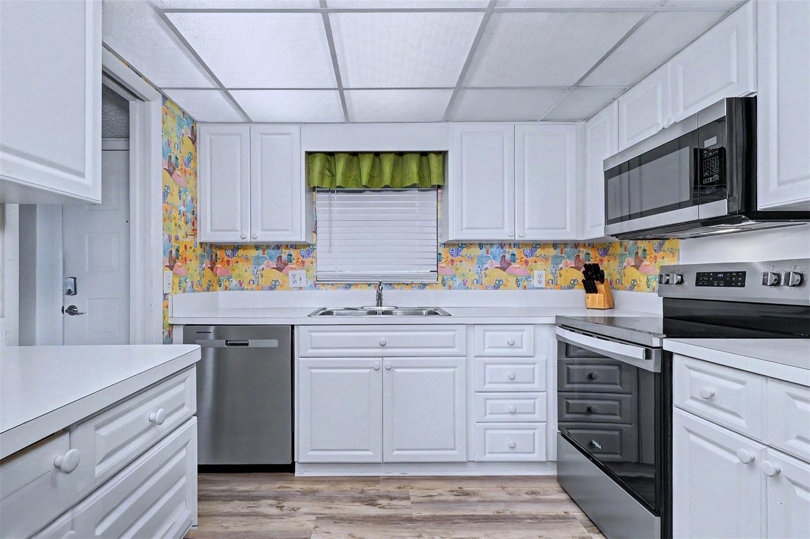 Image 14 of 50 For 1230 Gulf Boulevard 404