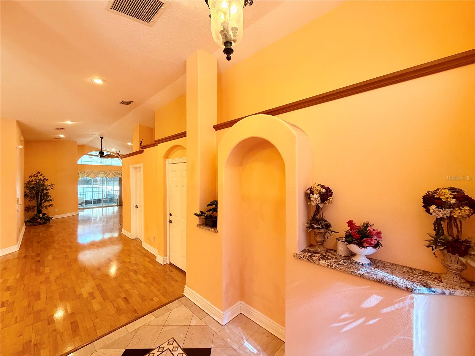 Image 11 of 45 For 1150 Oakwood Drive