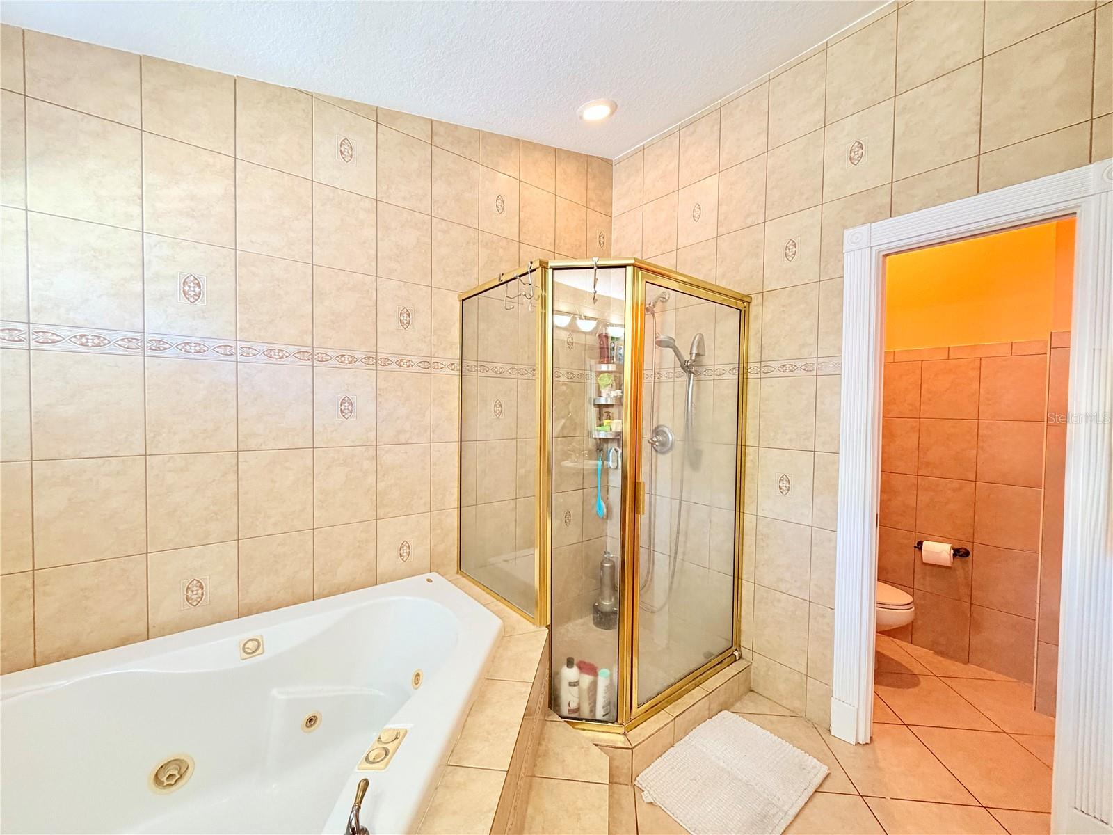 Image 25 of 45 For 1150 Oakwood Drive