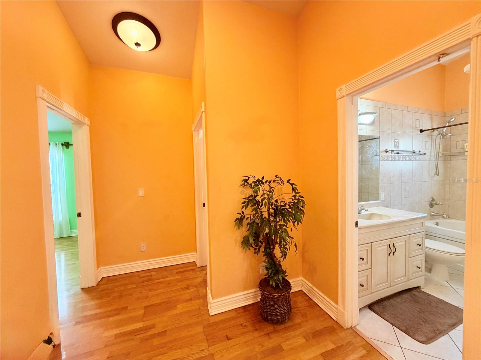 Image 31 of 45 For 1150 Oakwood Drive