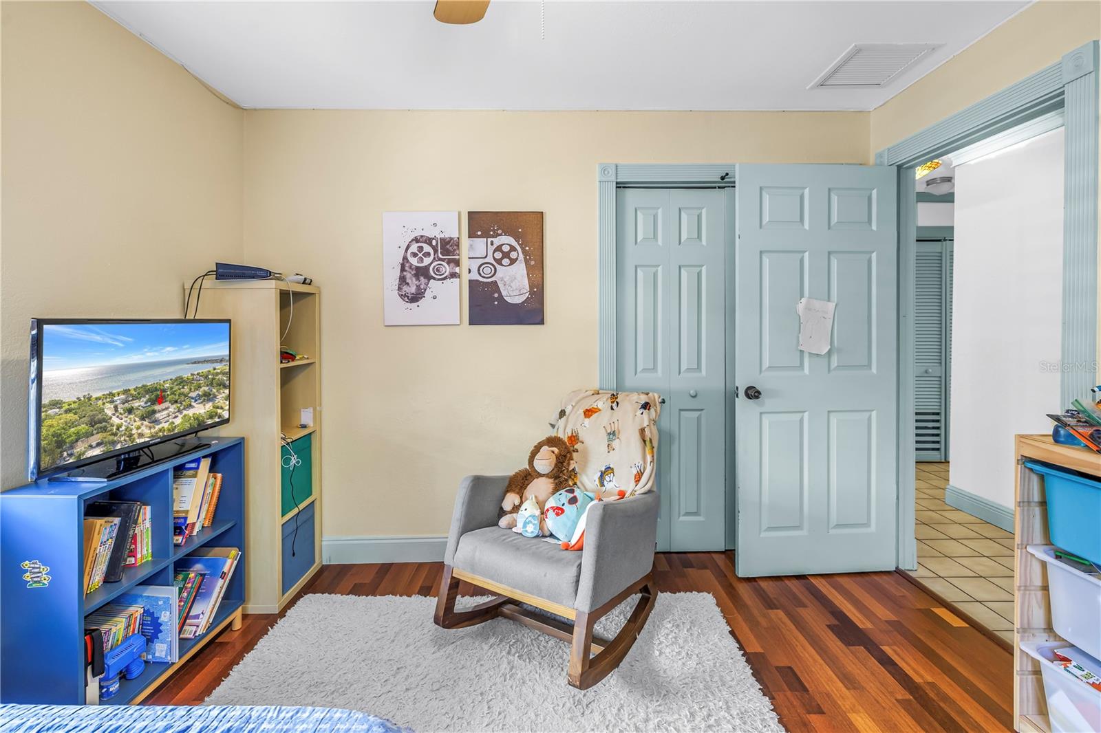 Image 20 of 37 For 216 16th Avenue Se
