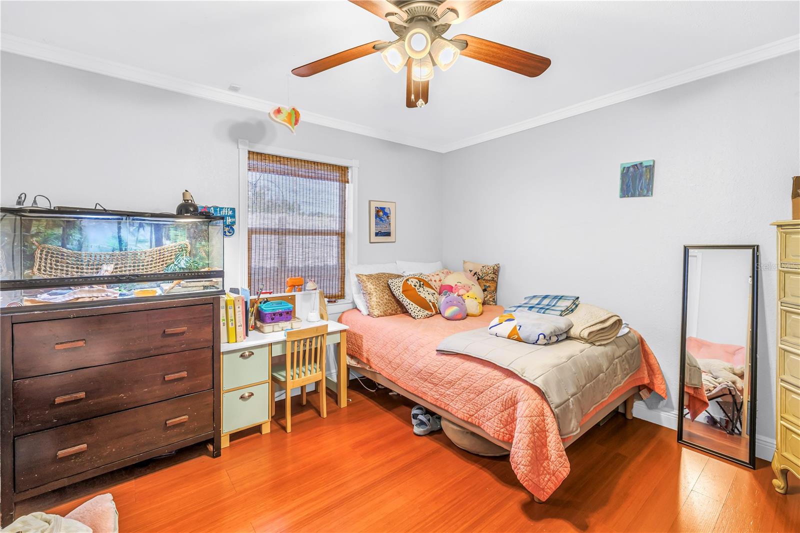 Image 21 of 37 For 216 16th Avenue Se