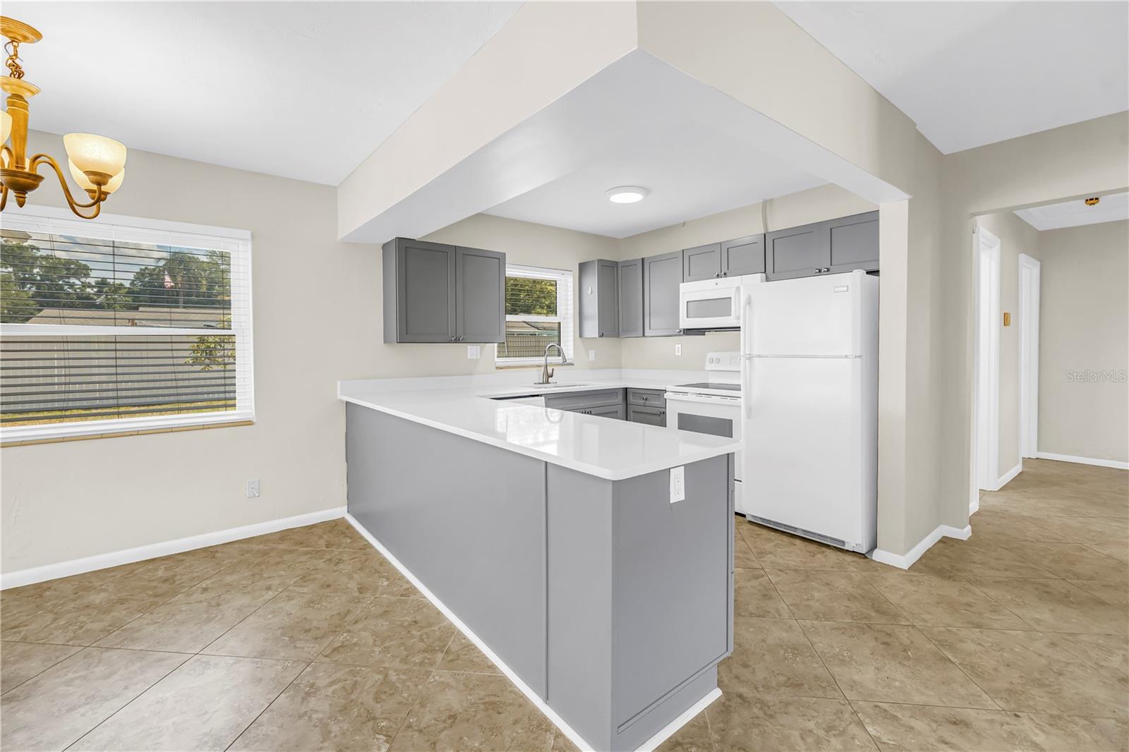 Listing photo id 1 for 7145 16th Street N