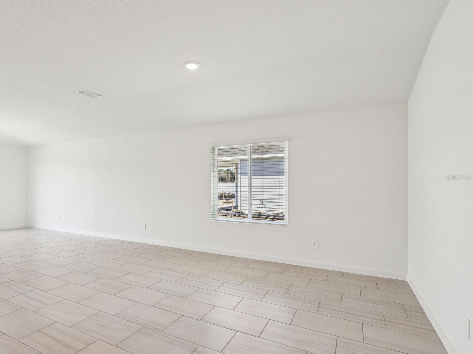 Image 5 of 8 For 74 Ararat Drive