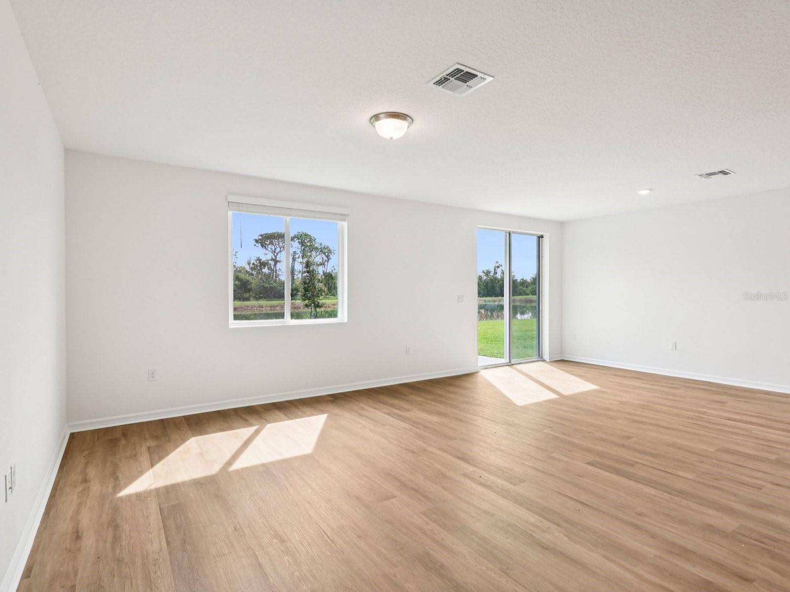 Image 2 of 21 For 12574 Hourglass Way