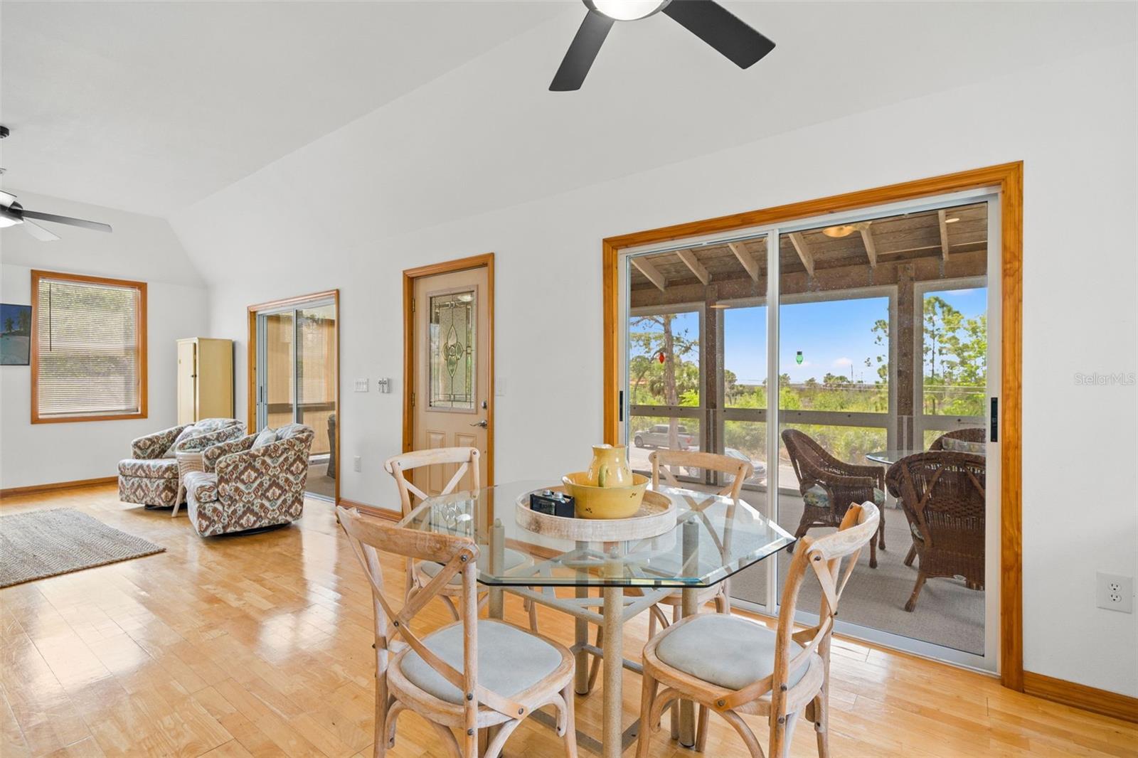 Image 19 of 58 For 1566 Indian Bay Road