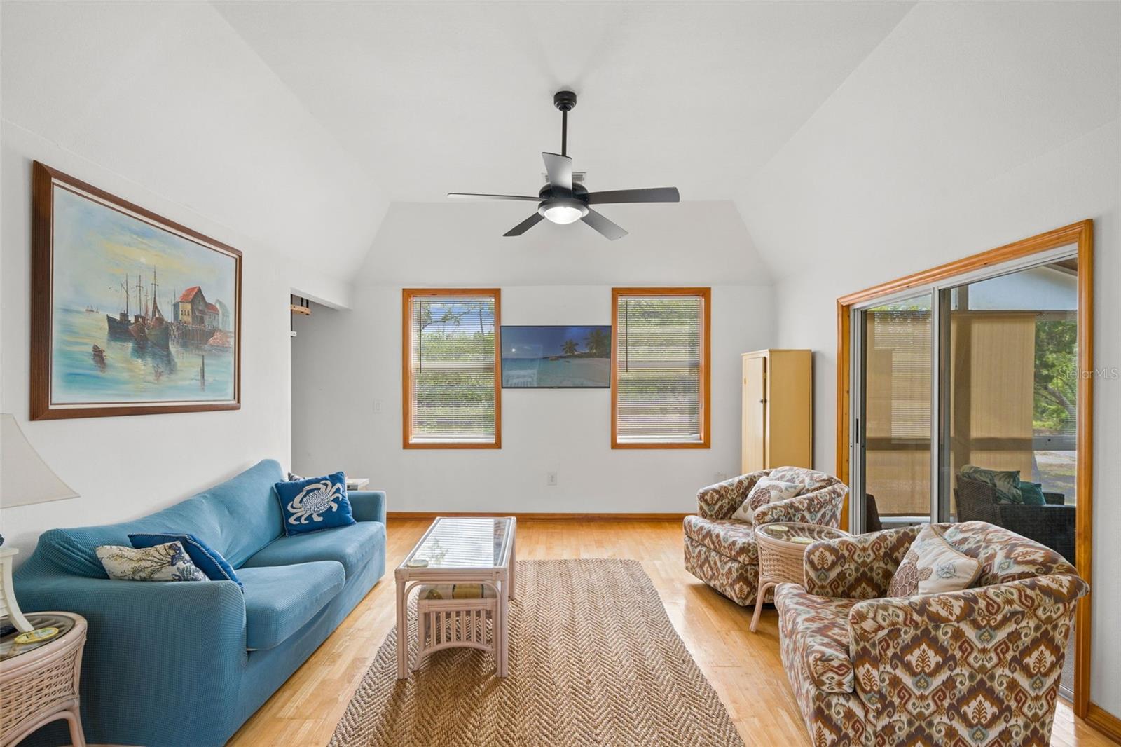 Image 27 of 58 For 1566 Indian Bay Road