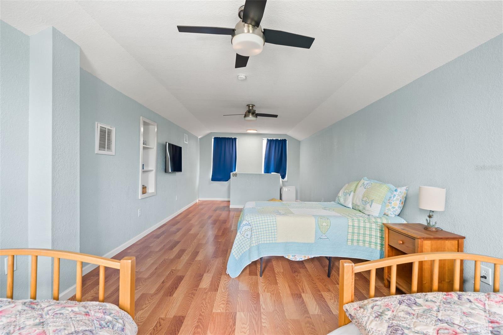 Image 39 of 58 For 1566 Indian Bay Road