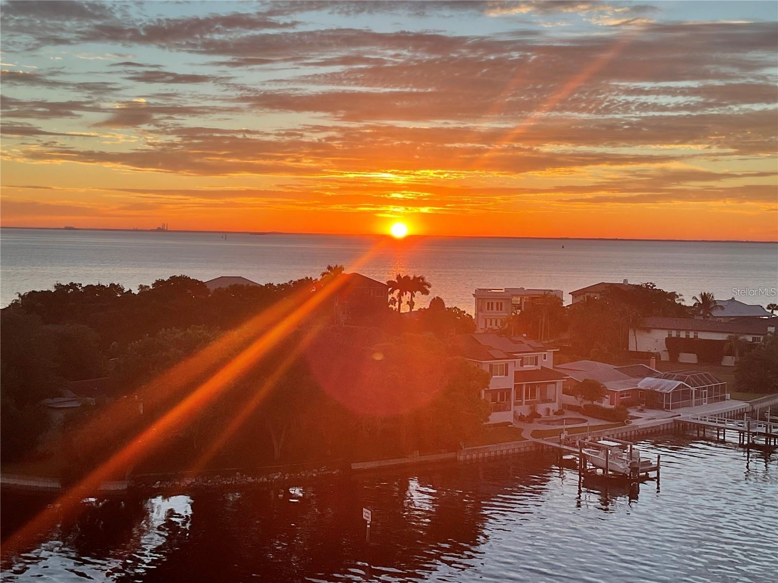 Image 51 of 53 For 1365 Snell Isle Boulevard Ne 8d