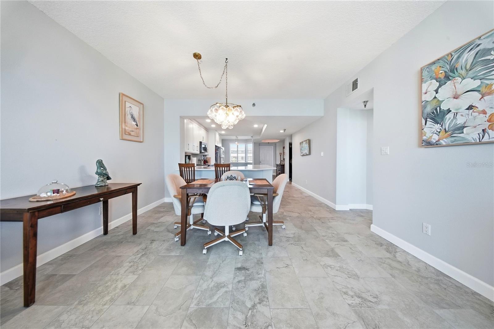 Image 13 of 49 For 8021 Sailboat Key Boulevard S 302