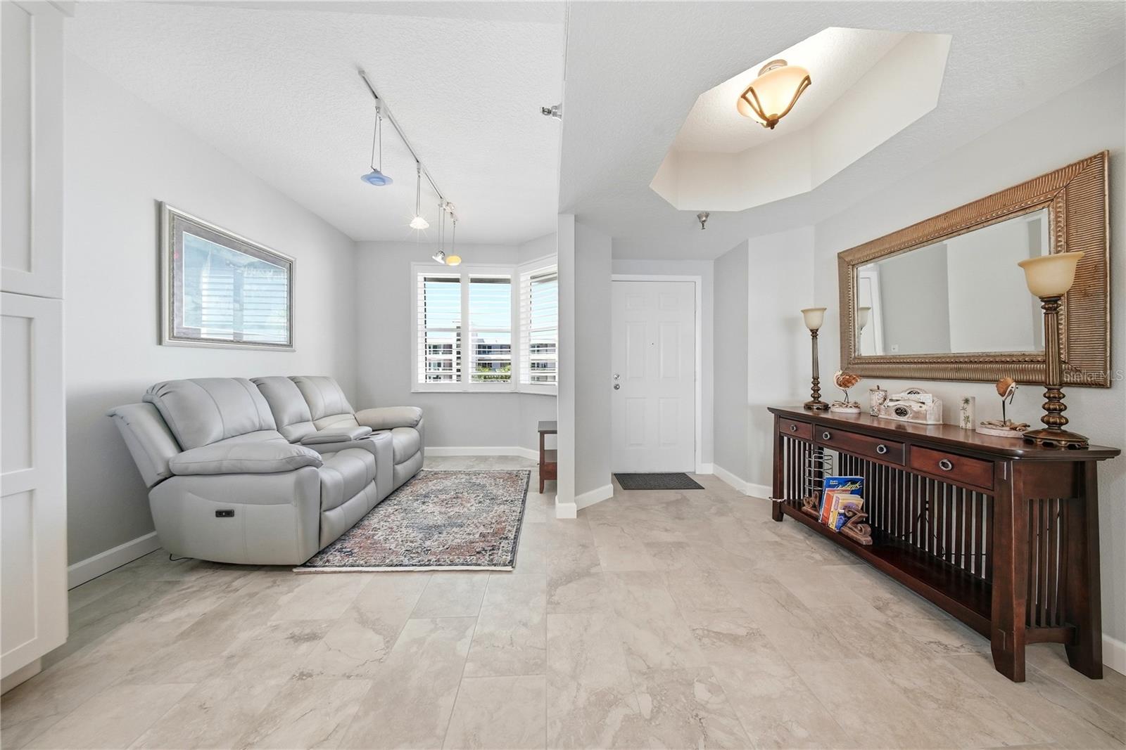 Image 26 of 49 For 8021 Sailboat Key Boulevard S 302