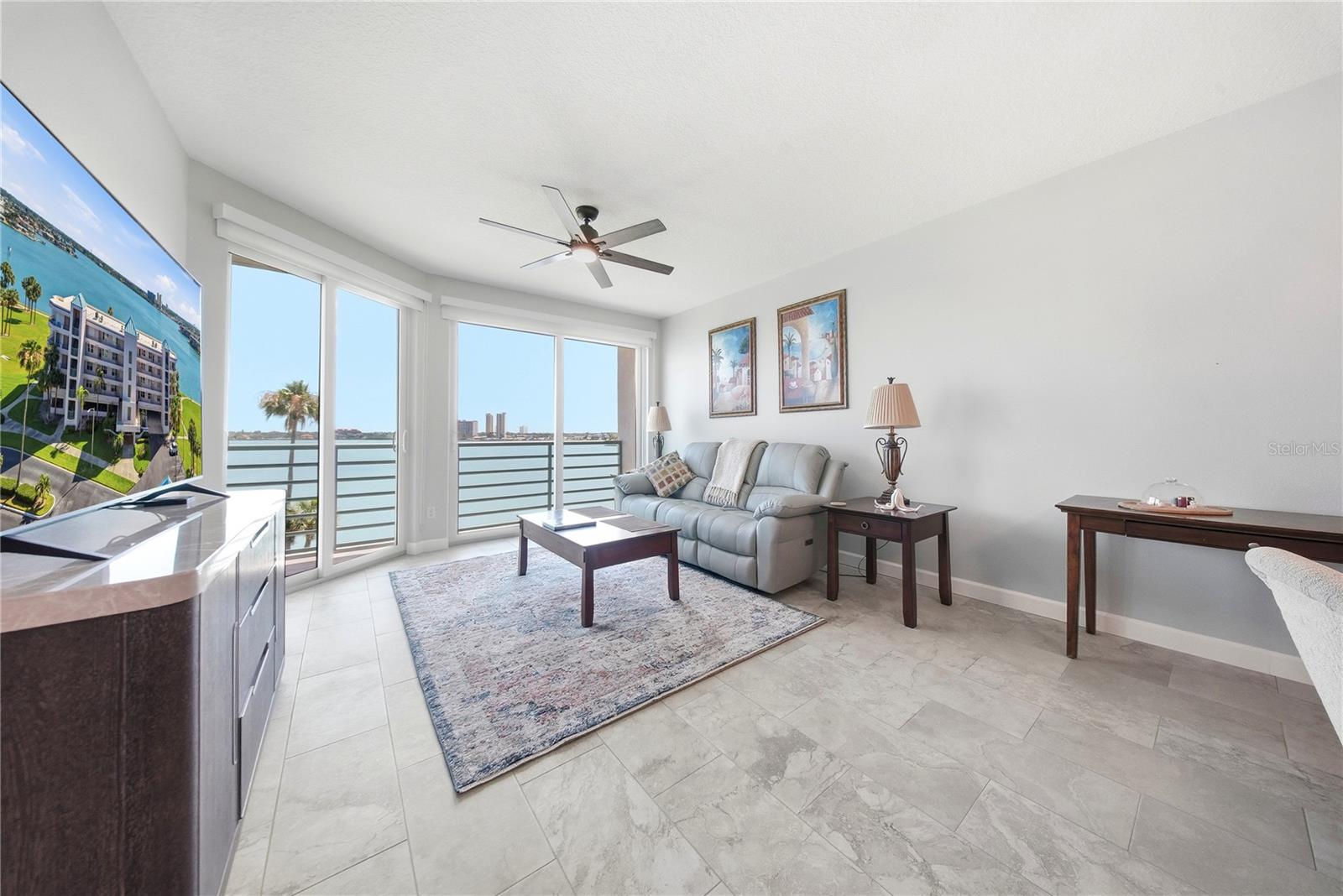 Image 28 of 49 For 8021 Sailboat Key Boulevard S 302