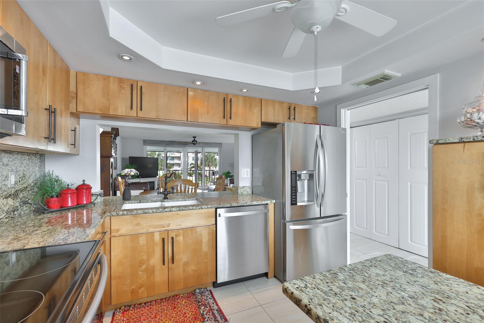 Image 17 of 40 For 1581 Gulf Boulevard 103n