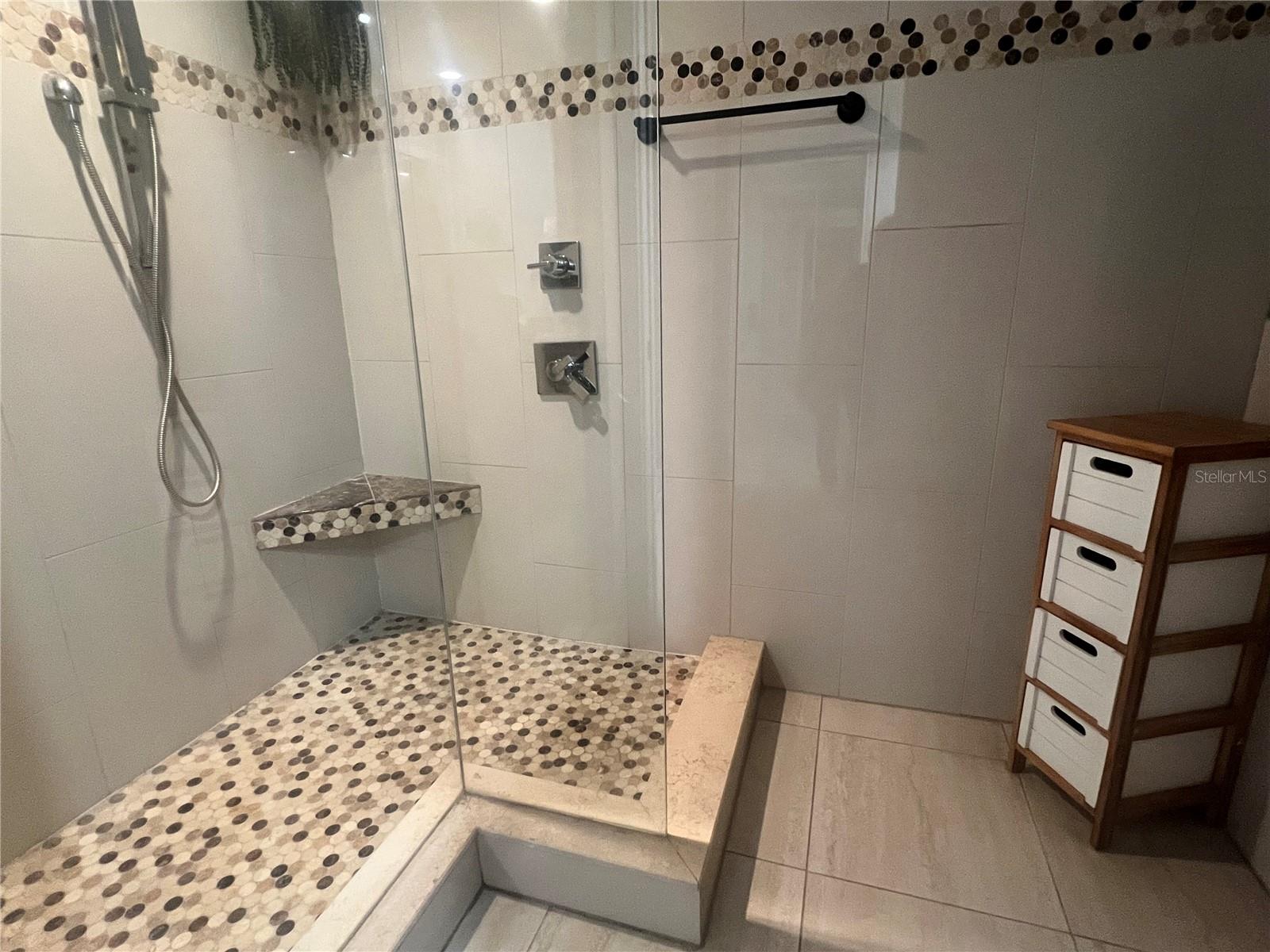 Image 23 of 40 For 1581 Gulf Boulevard 103n