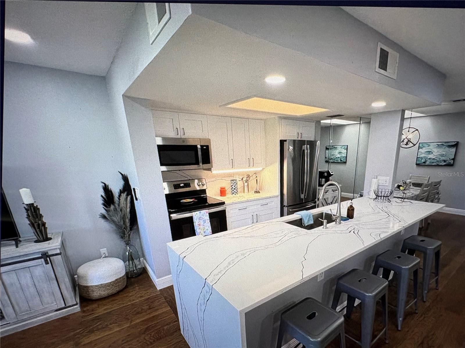 Image 4 of 27 For 629 Garland Circle