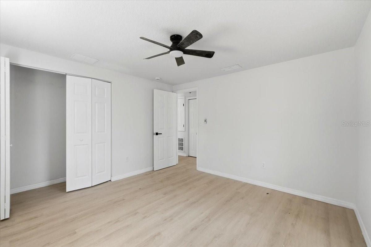 Image 19 of 27 For 2515 Hebb Road