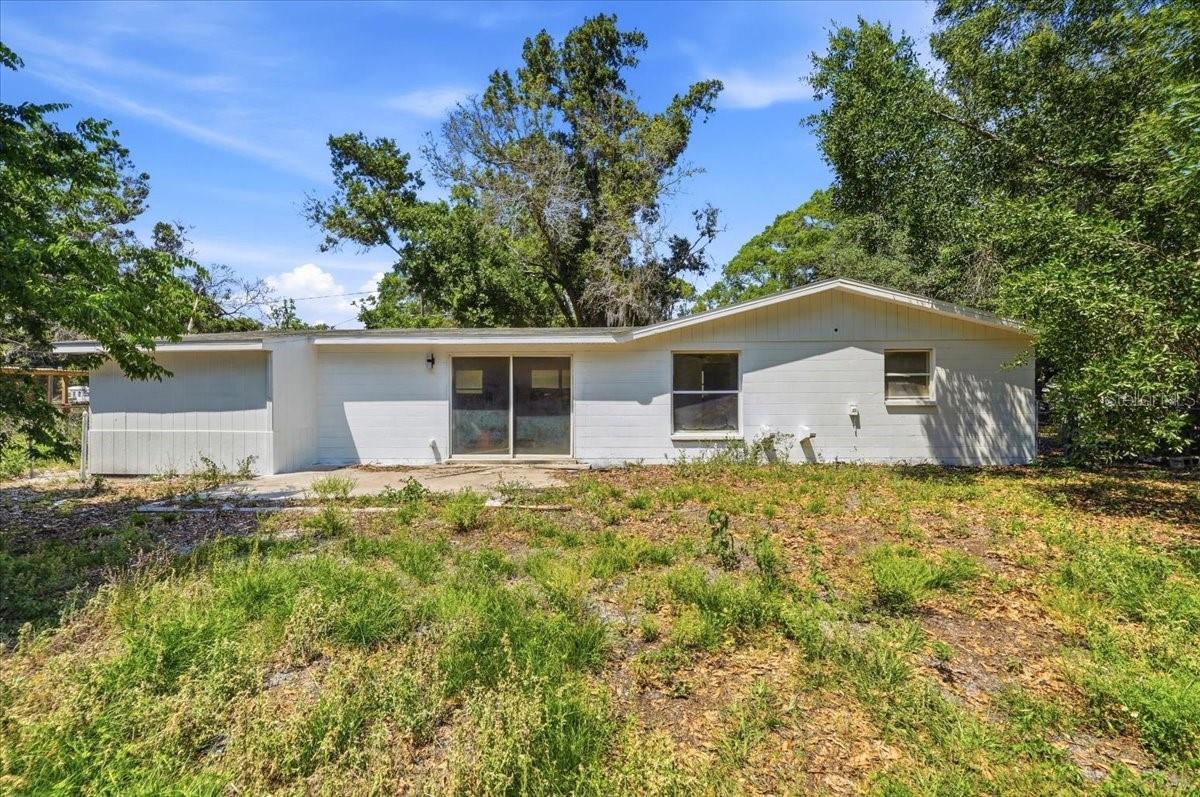 Image 5 of 27 For 2515 Hebb Road