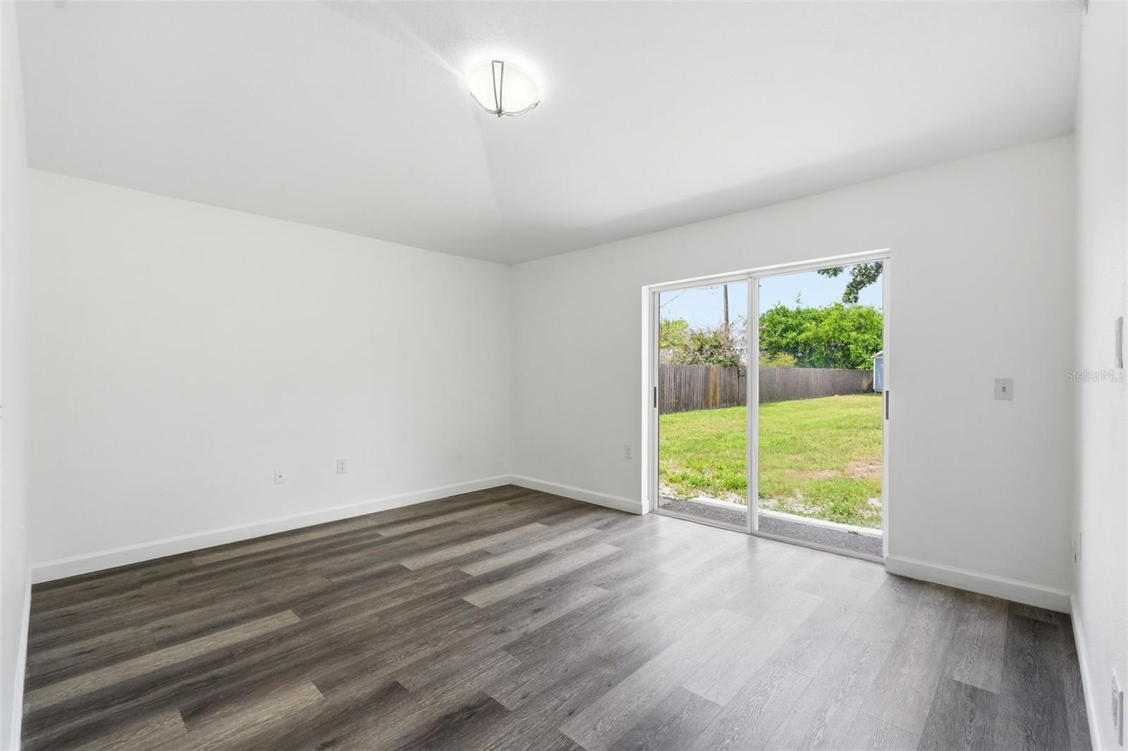 Image 13 of 50 For 4907 Bradford Lane