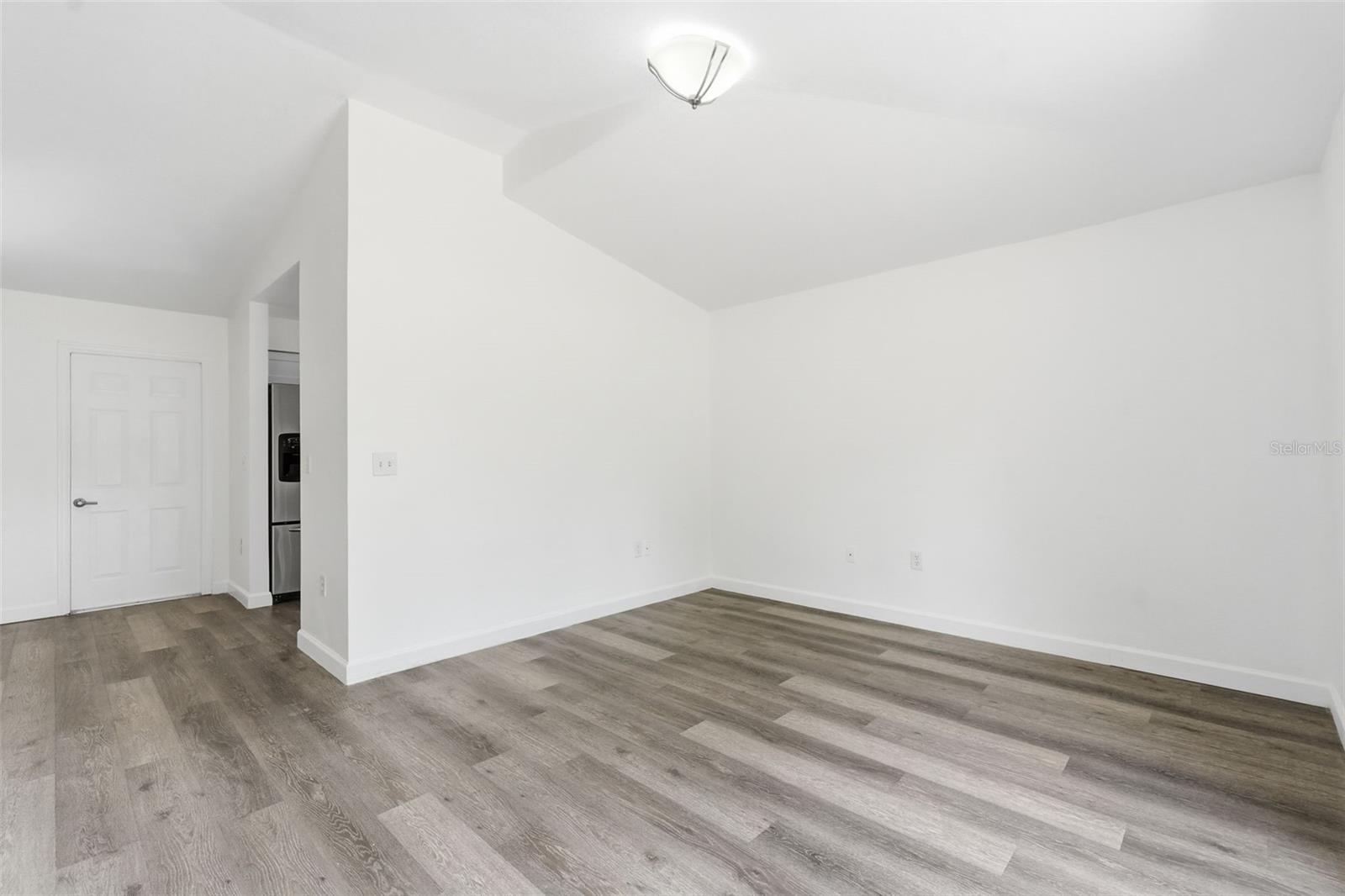 Image 15 of 50 For 4907 Bradford Lane