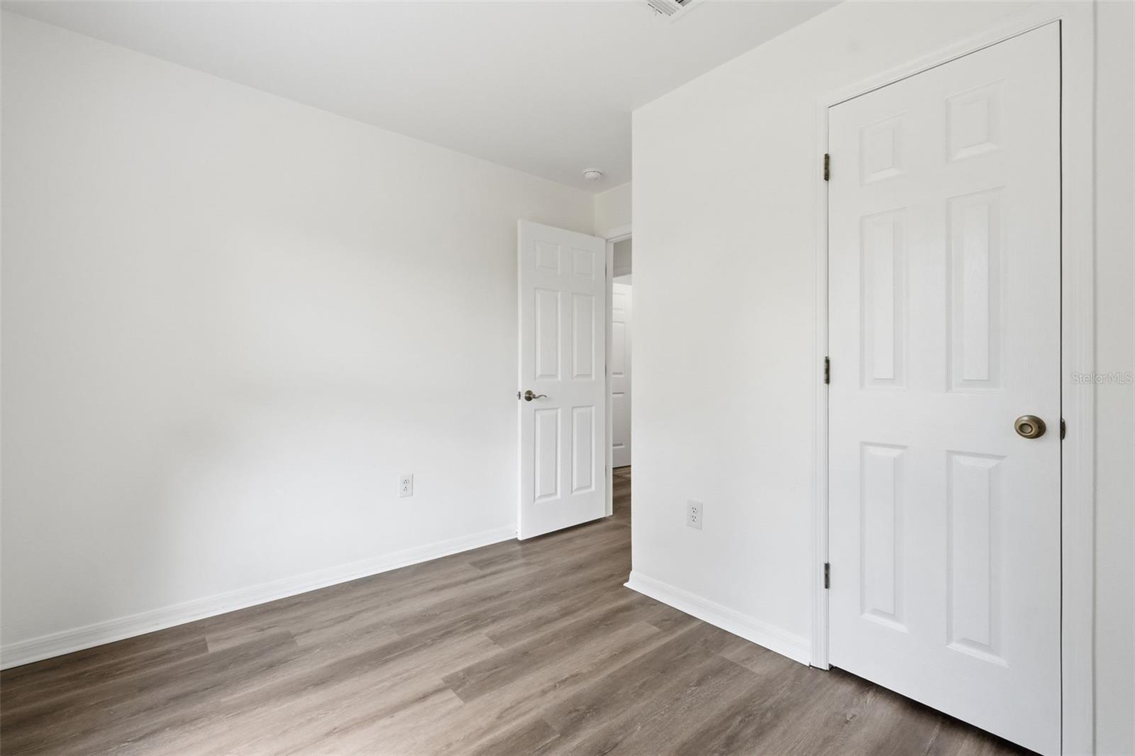 Image 19 of 50 For 4907 Bradford Lane