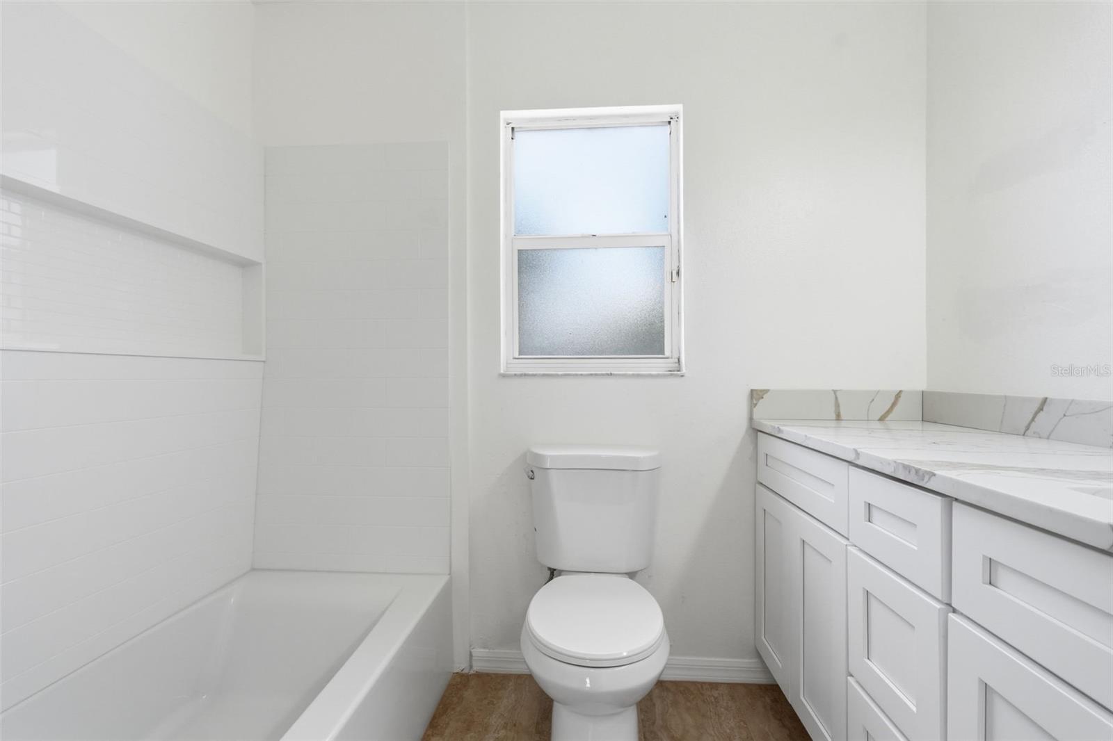 Image 26 of 50 For 4907 Bradford Lane