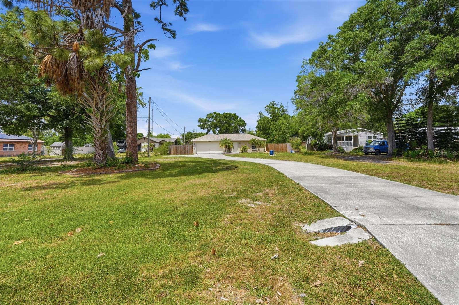 Image 35 of 50 For 4907 Bradford Lane